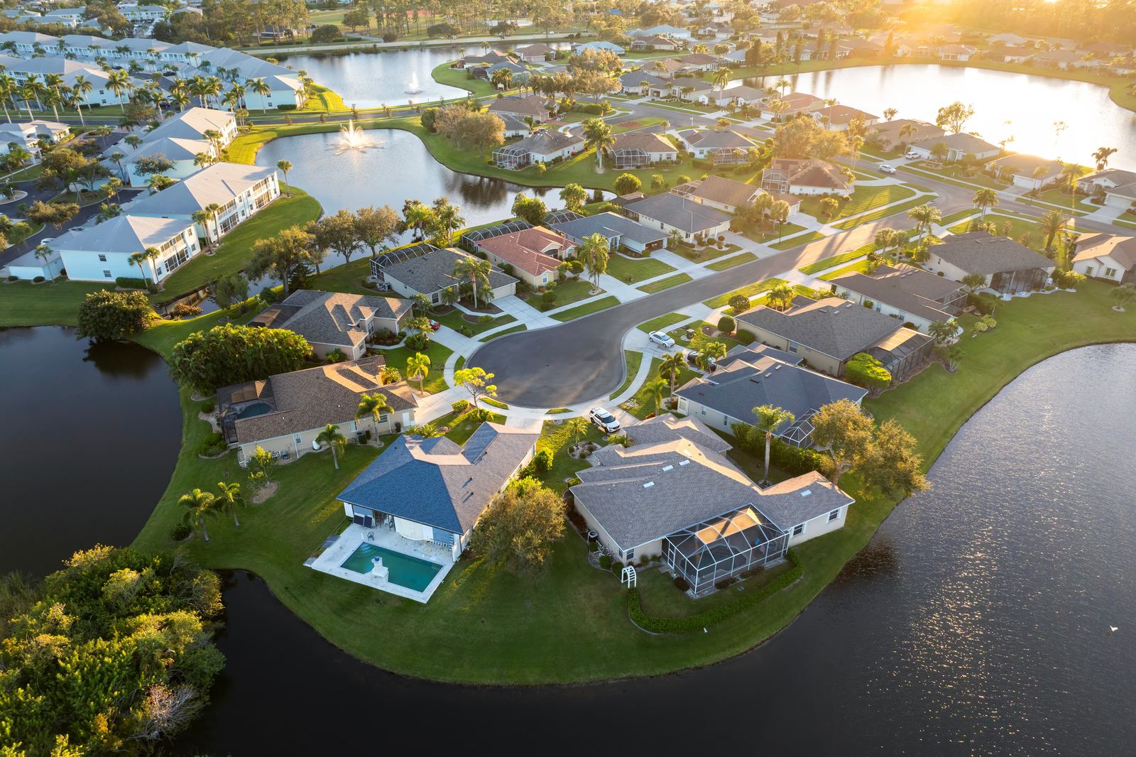 Master-planned lake community near Parrish, Florida