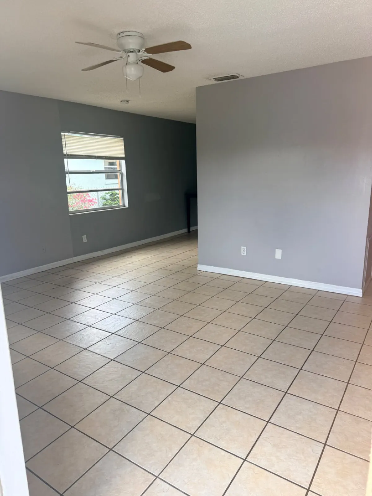 3277 51st Avenue Drive West, Bradenton FL - interior